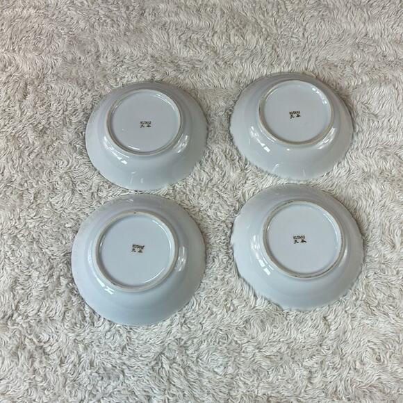 Vintage Kutani KUT109 Japanese Saucer and small bowl set - 8 piece - Picture 7 of 8